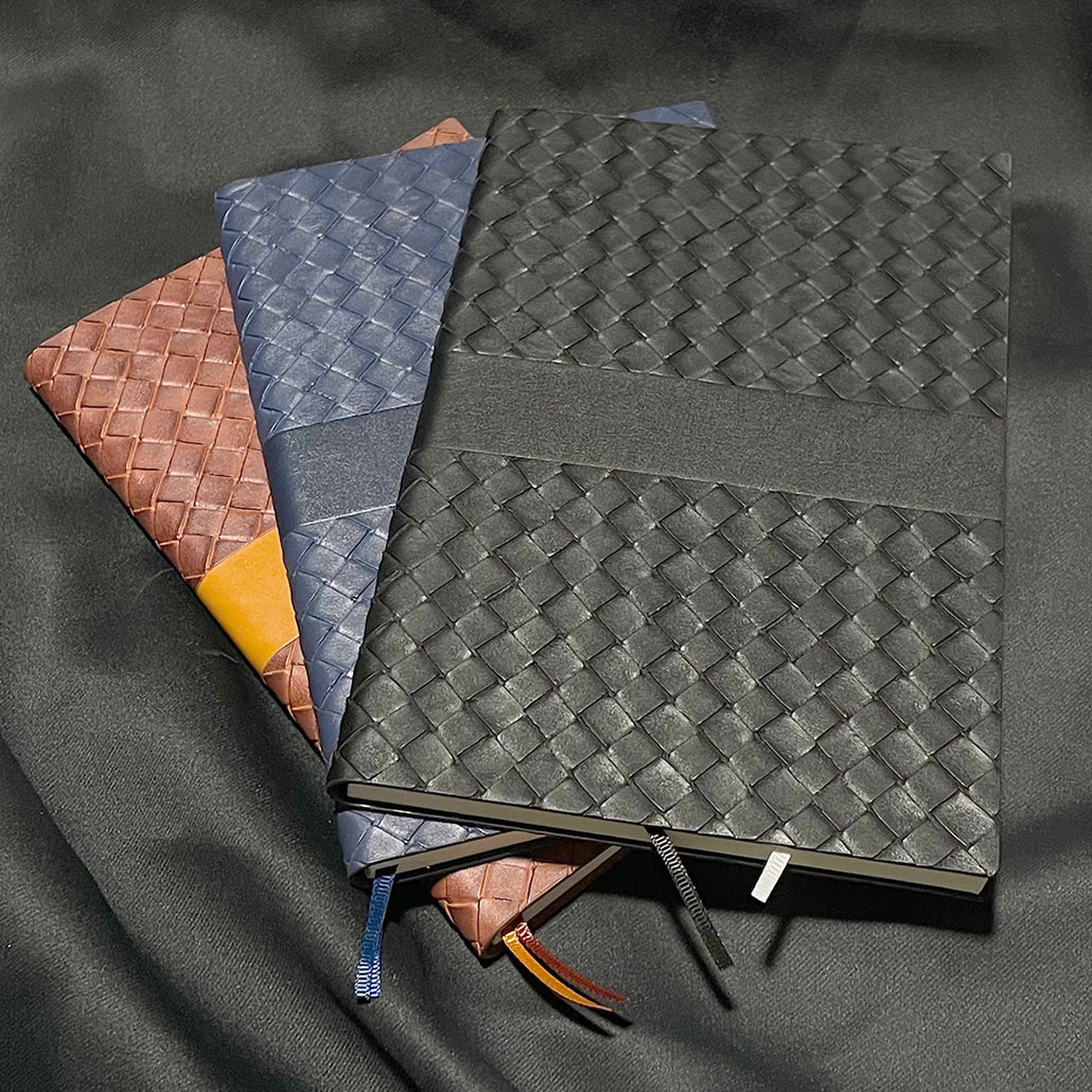 Carnet A5 personnalisé finition tressée cuir