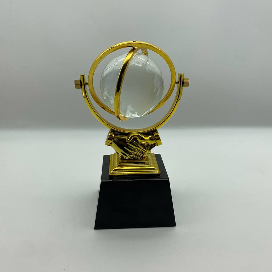 Trophée publicitaire globe en cristal Maroc